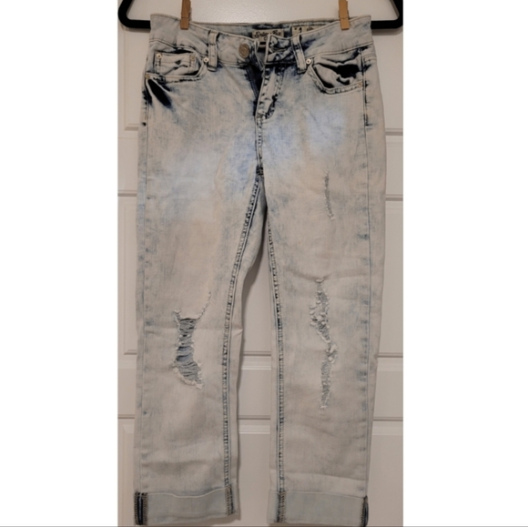 Jeans - Picture 3 of 3